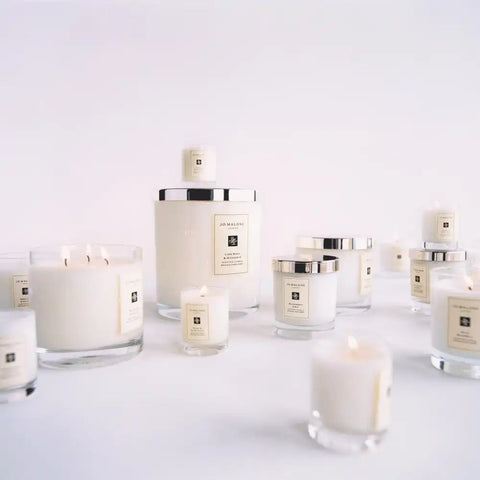 English Pear & Freesia Scented Candle jomalone